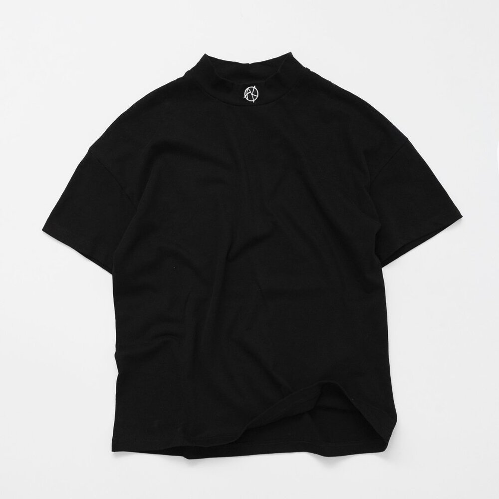 AKINGS AK Logo Mockneck T-shirt (Size XS)
